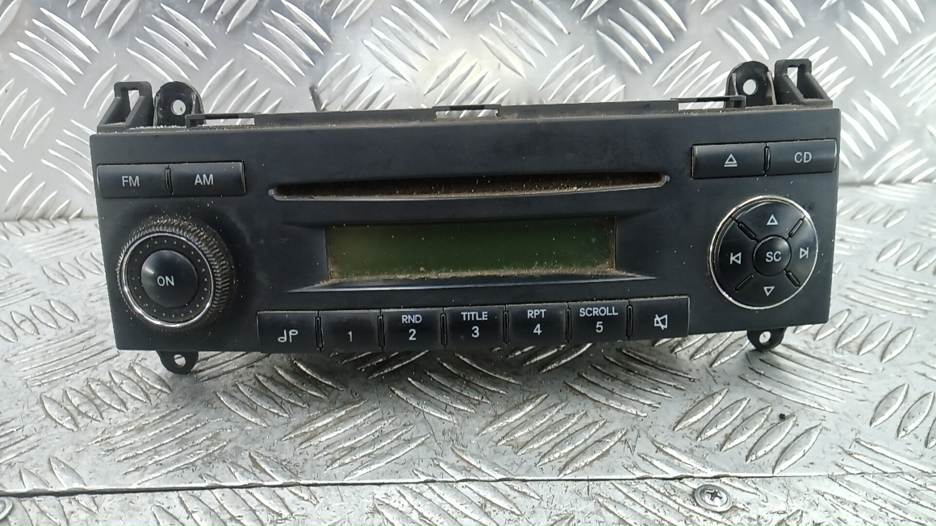 Магнитола Volkswagen Crafter 1