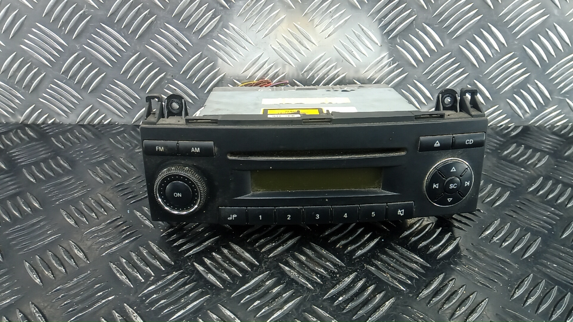 Магнитола Volkswagen Crafter 1