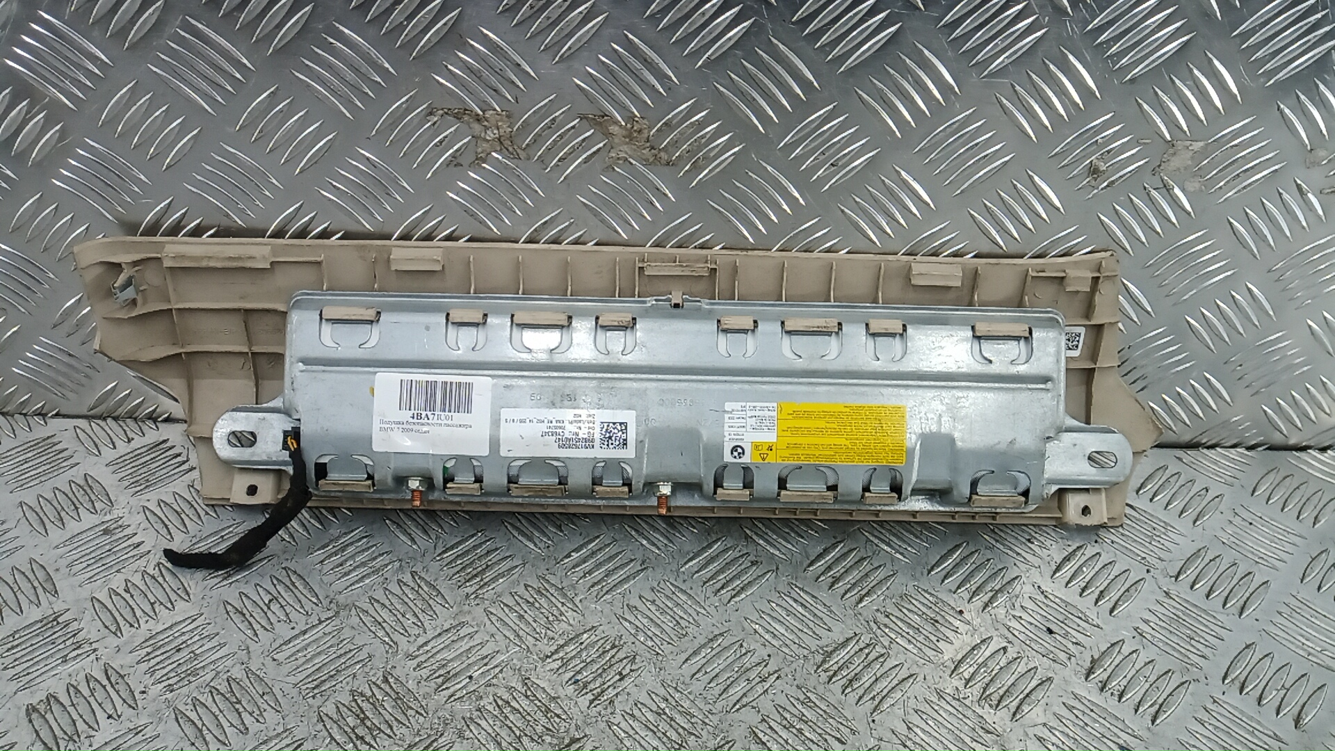 Подушка безопасности пассажира BMW 7 Series F01