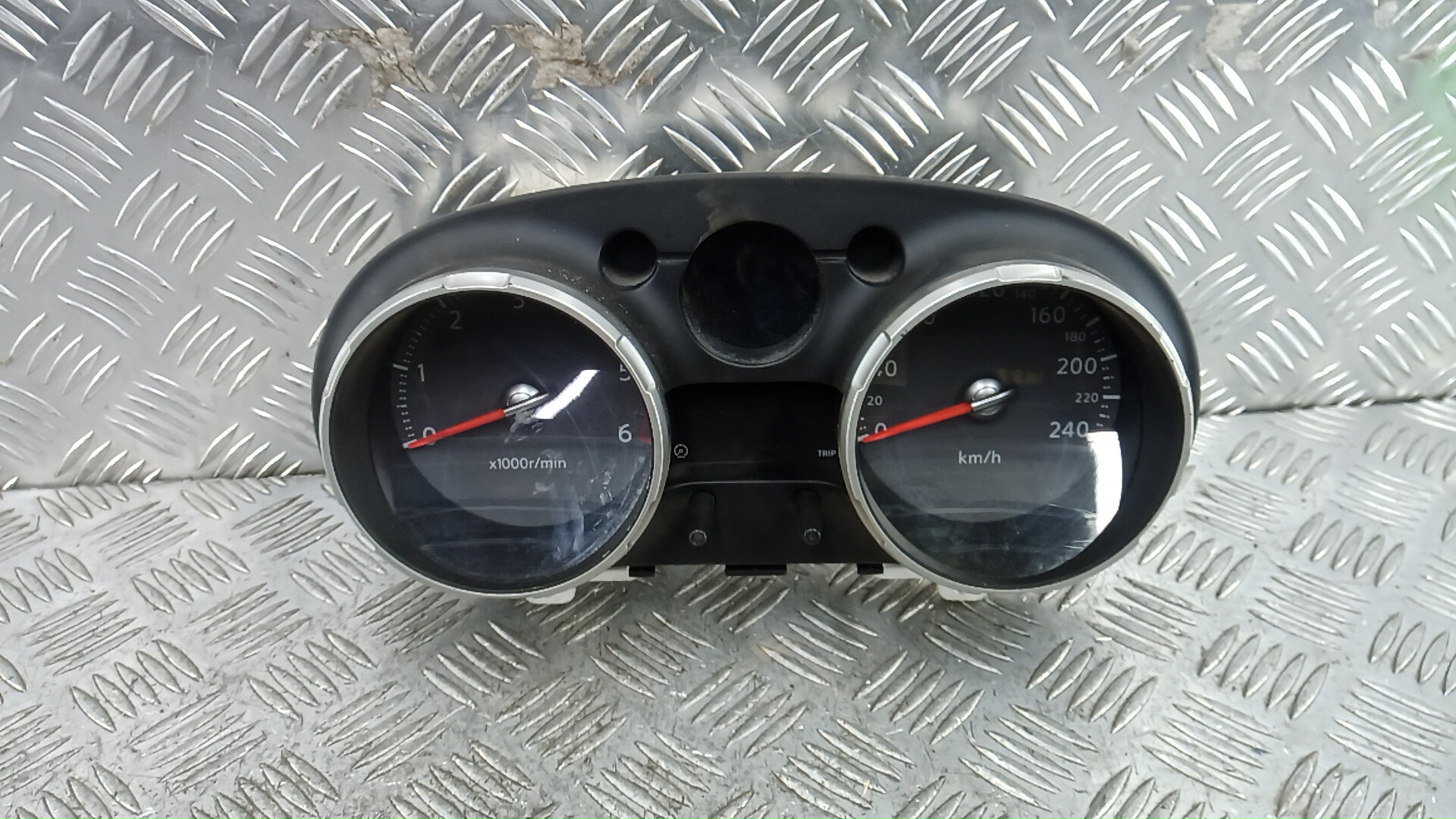 Щиток приборов Nissan Qashqai J10