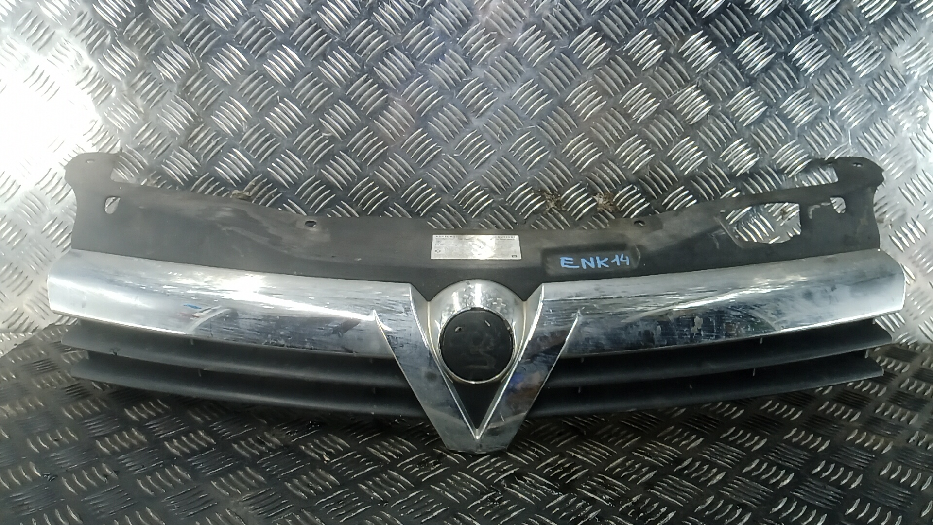 Решетка радиатора Opel Astra H