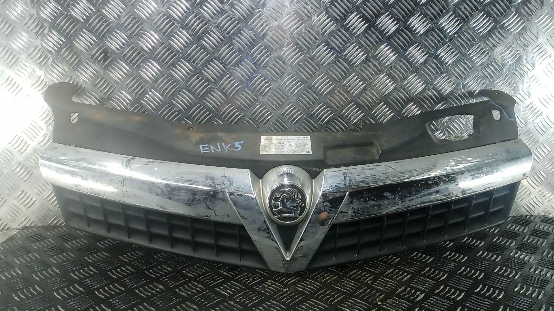 Решетка радиатора Opel Astra H