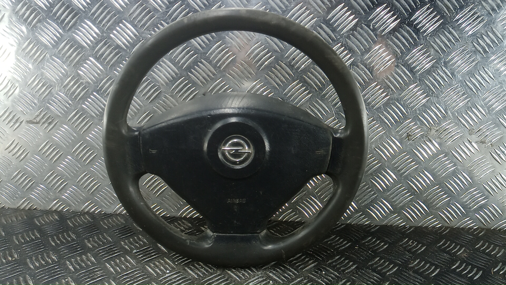 Руль Opel Vivaro