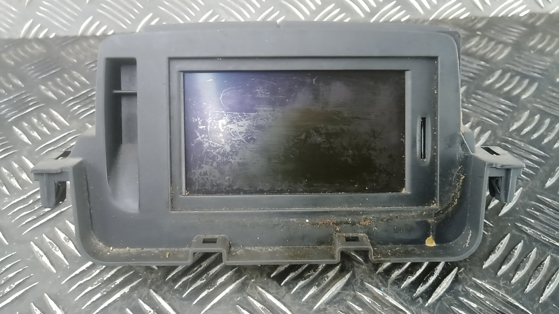 Монитор Renault Fluence 1