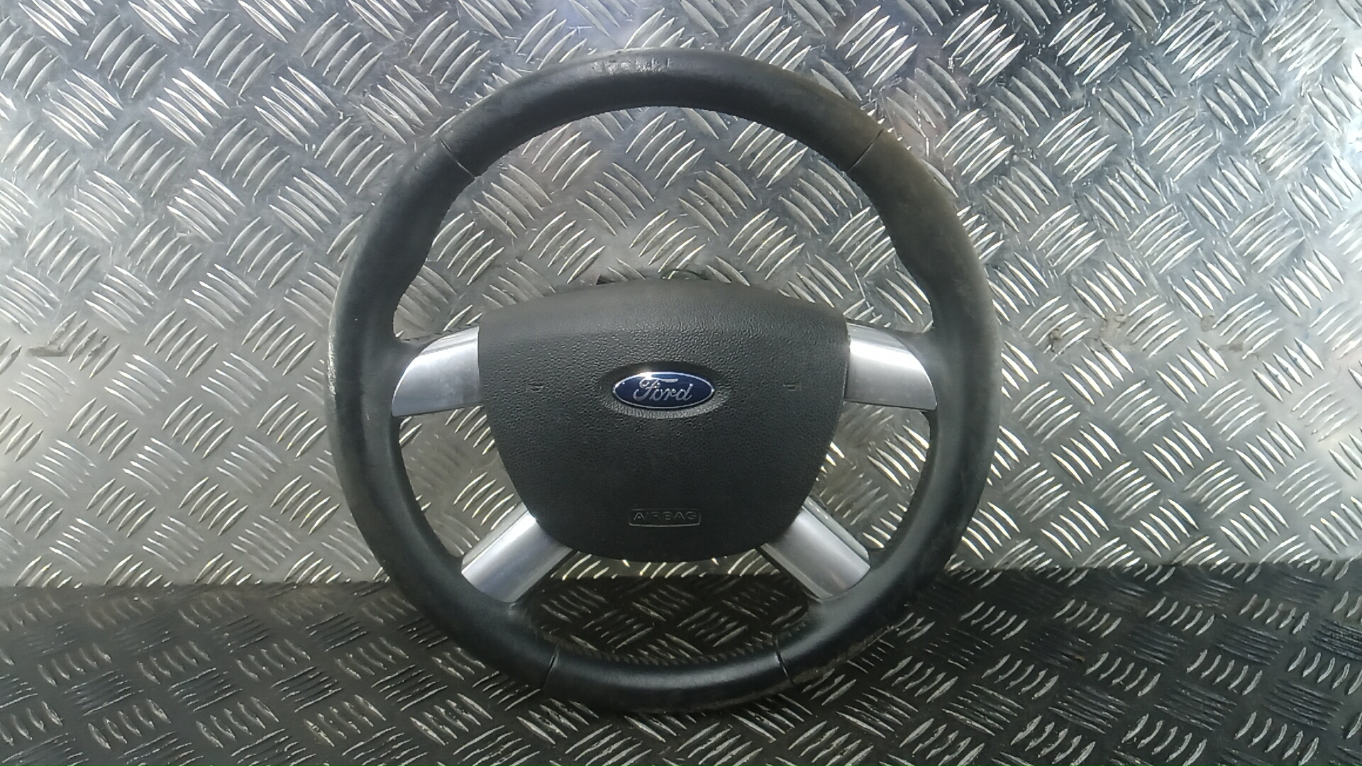 Руль Ford Kuga 1