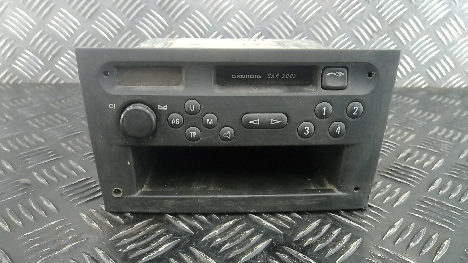Магнитола Opel Vivaro