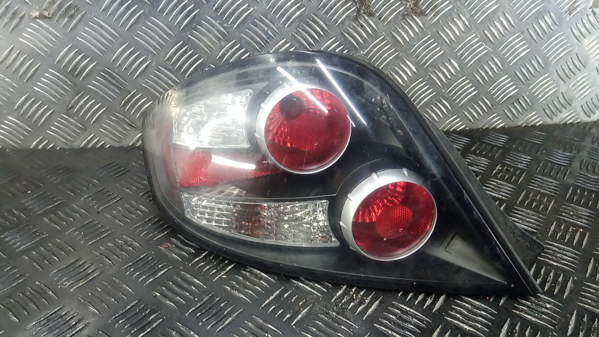 Фонарь задний левый Hyundai Coupe 3