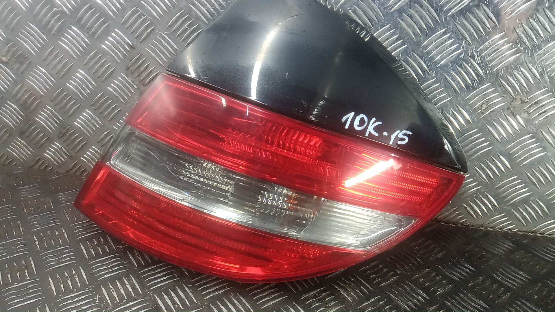 Фонарь задний правый Mercedes-Benz CLC C203