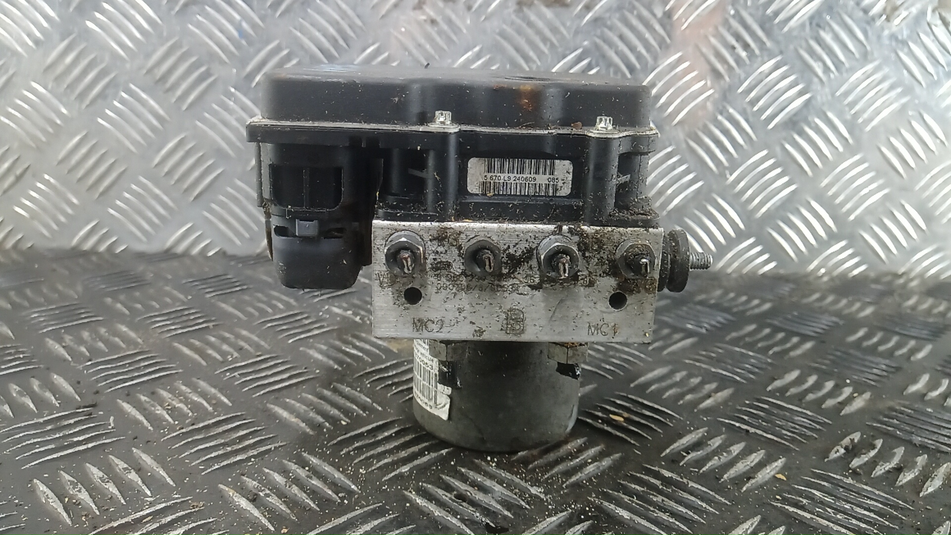 Блок ABS Peugeot 3008 1