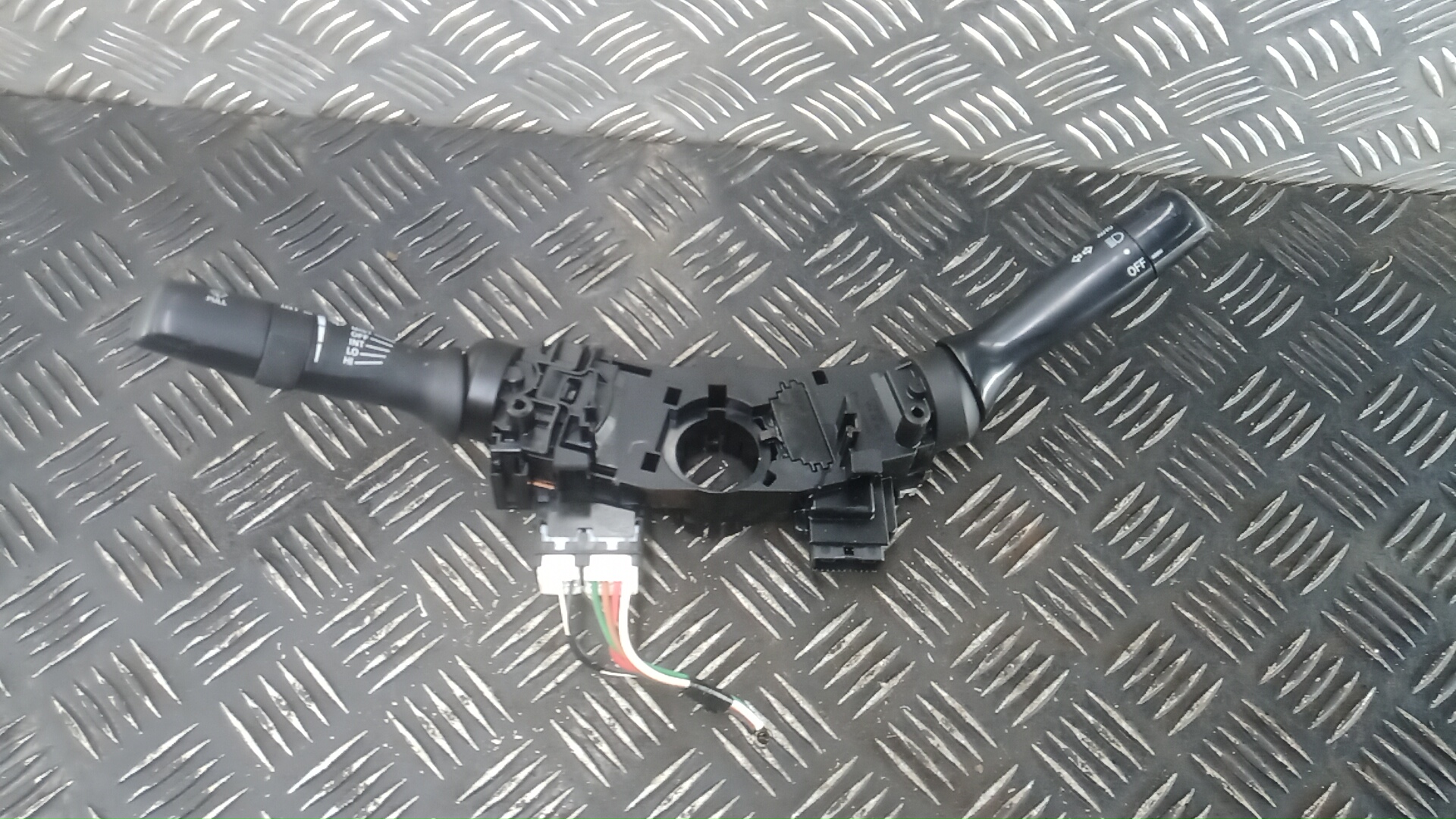 Переключатель поворотов и дворников (стрекоза) Toyota Prius XW30