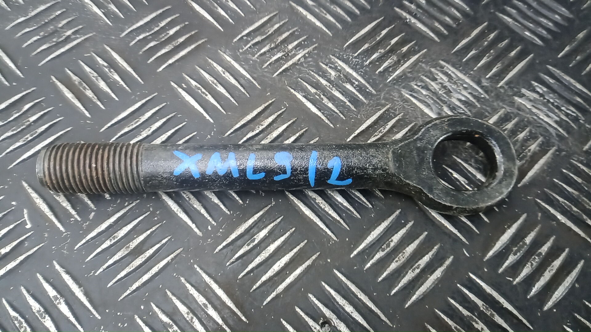 Крюк буксировочный Hyundai ix35 1