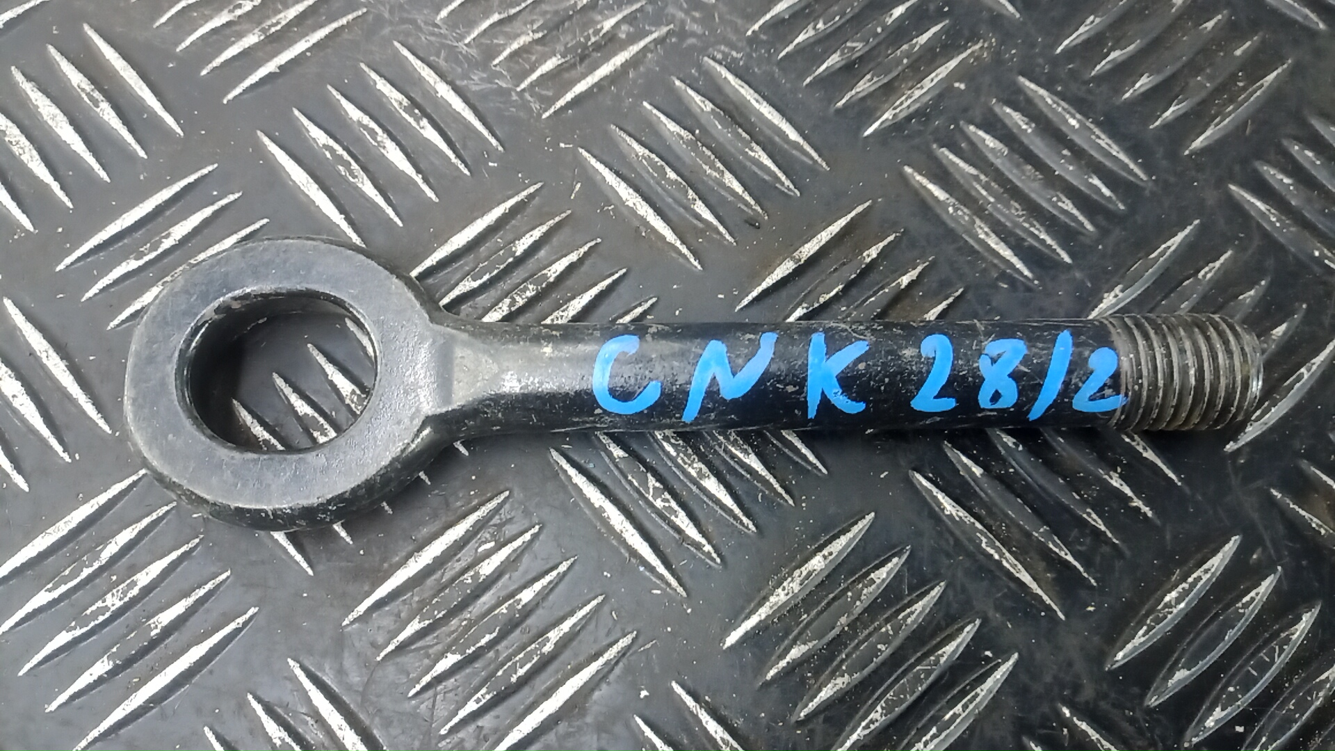 Крюк буксировочный Hyundai i40
