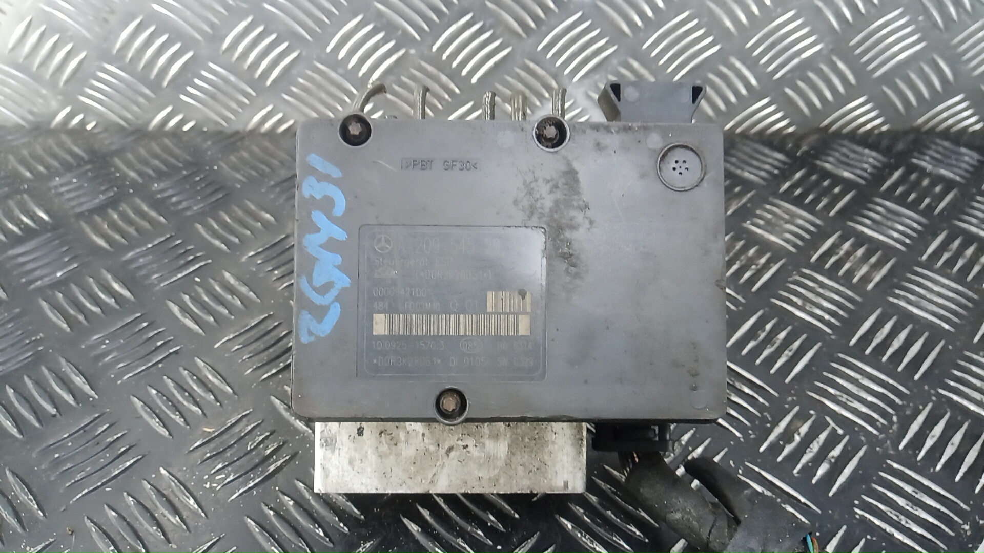 Блок ABS Mercedes-Benz CLK C209