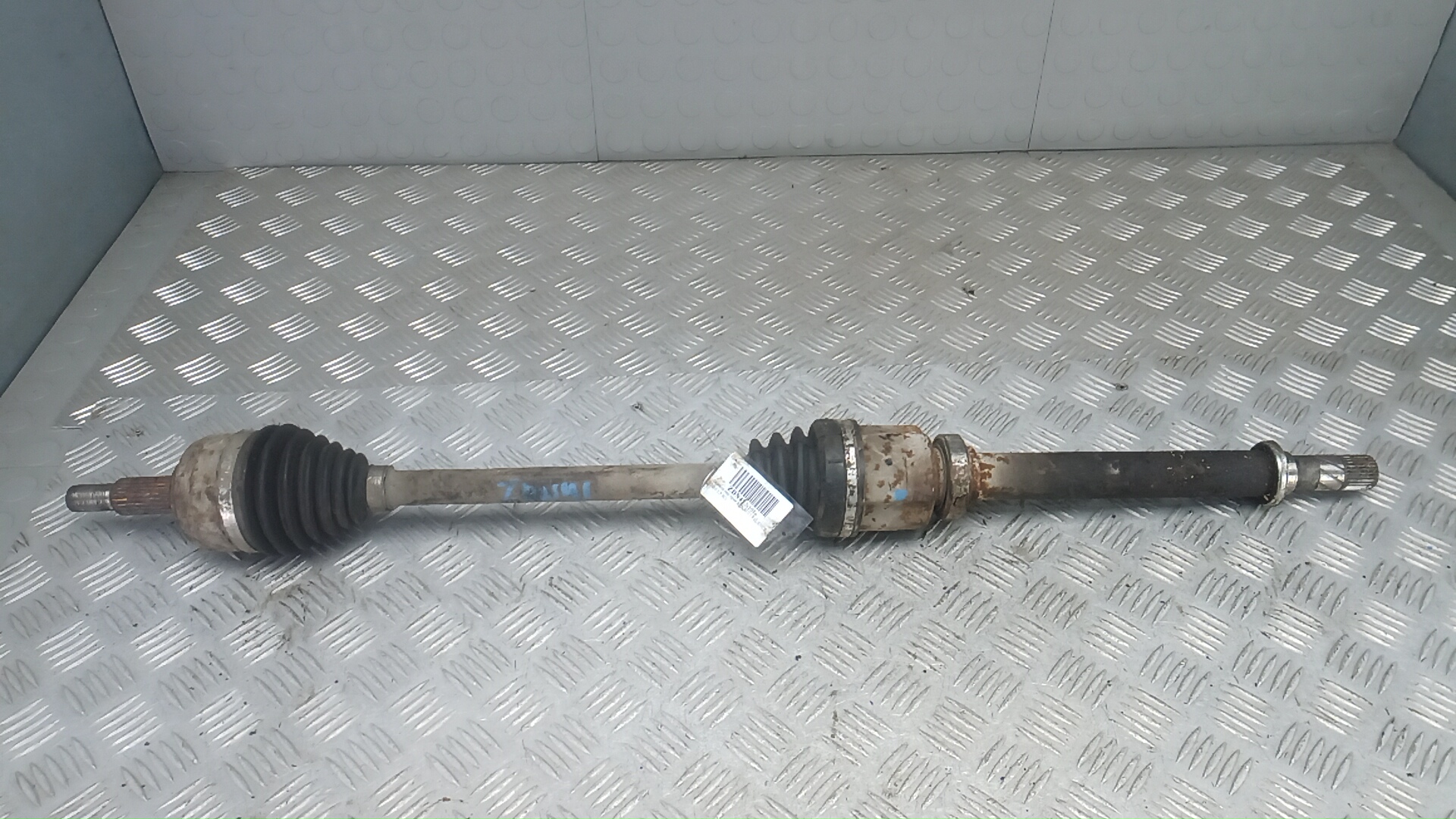 Привод передний правый Renault Fluence