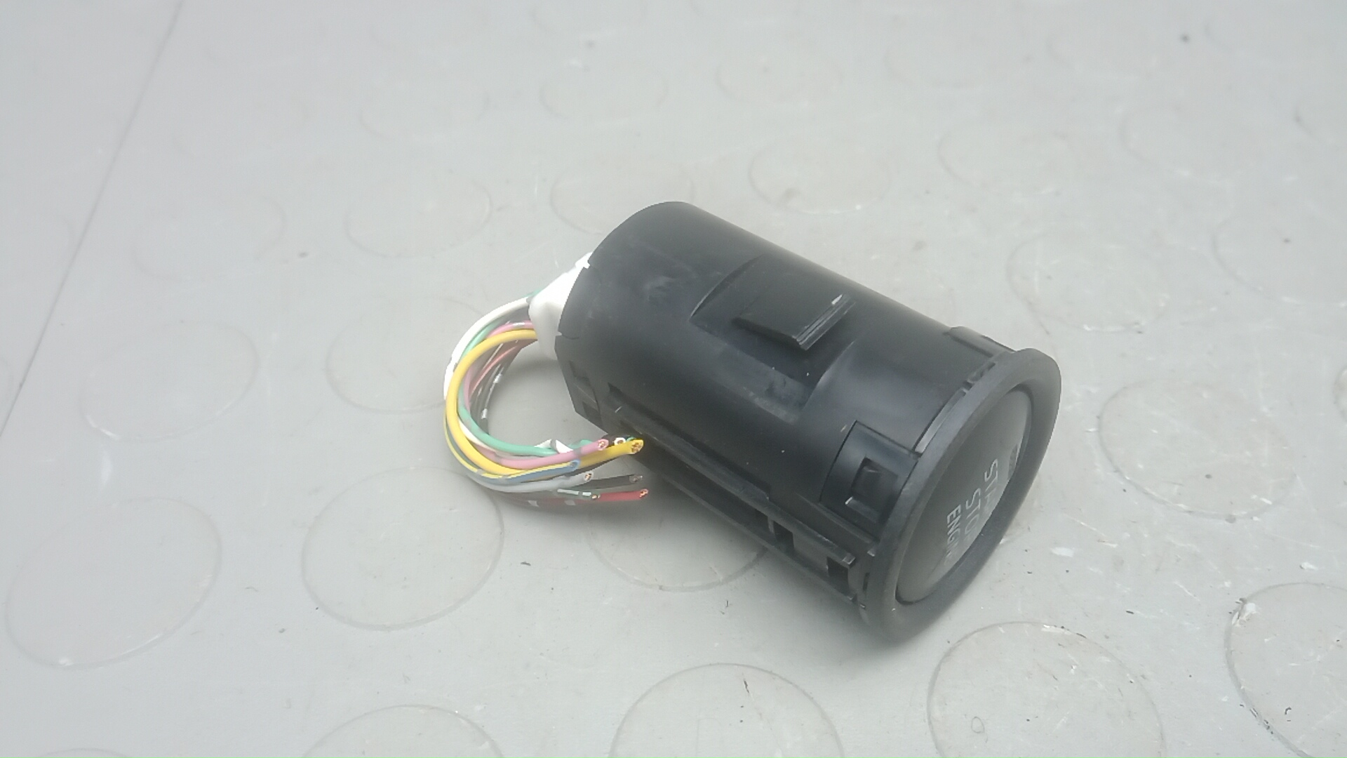 Кнопка запуска двигателя Mazda CX-5 1