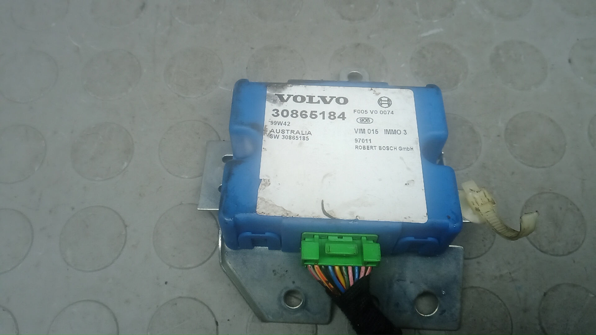 Блок иммобилайзера Volvo V40 VW