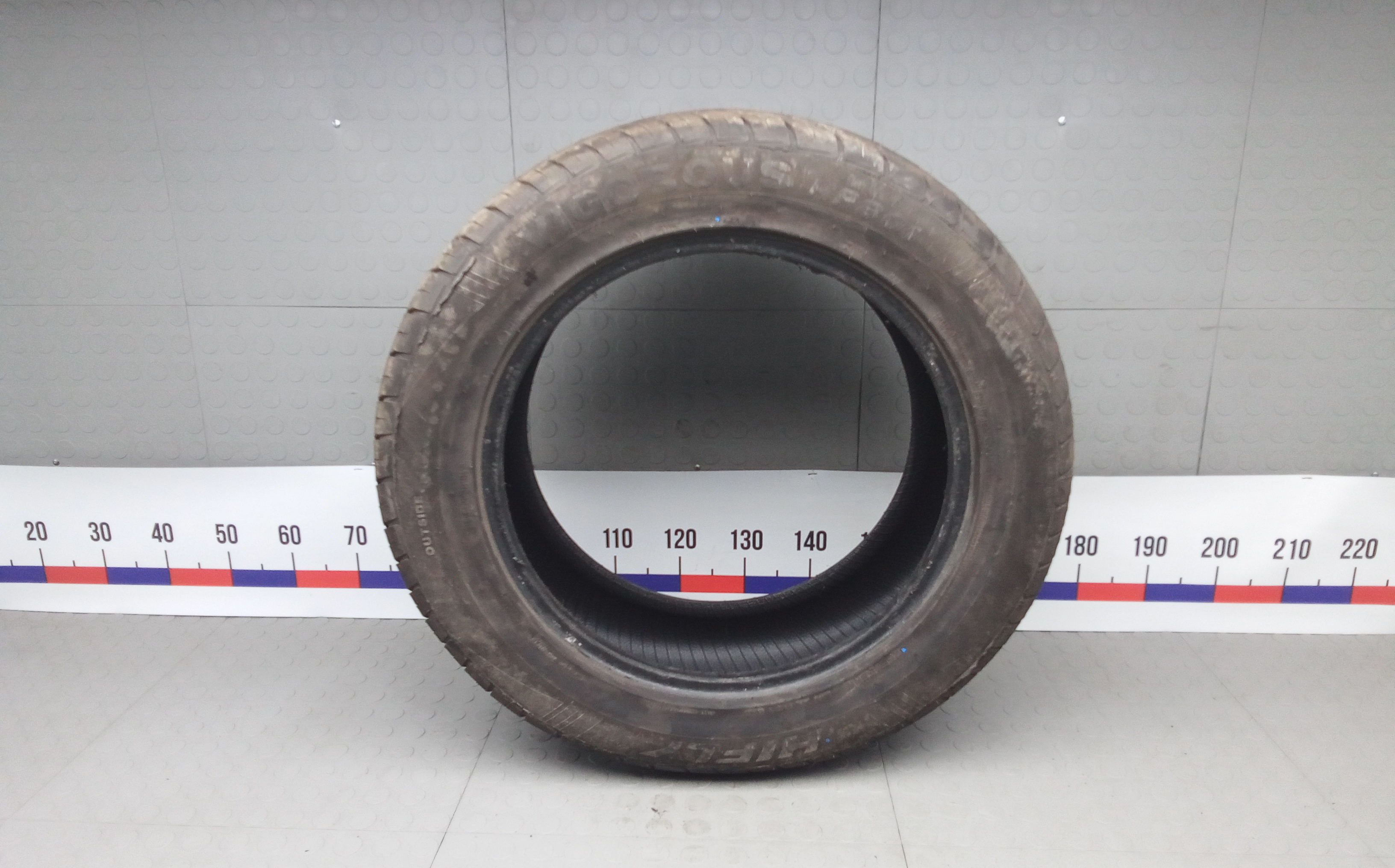 Шина Land Rover Discovery 4