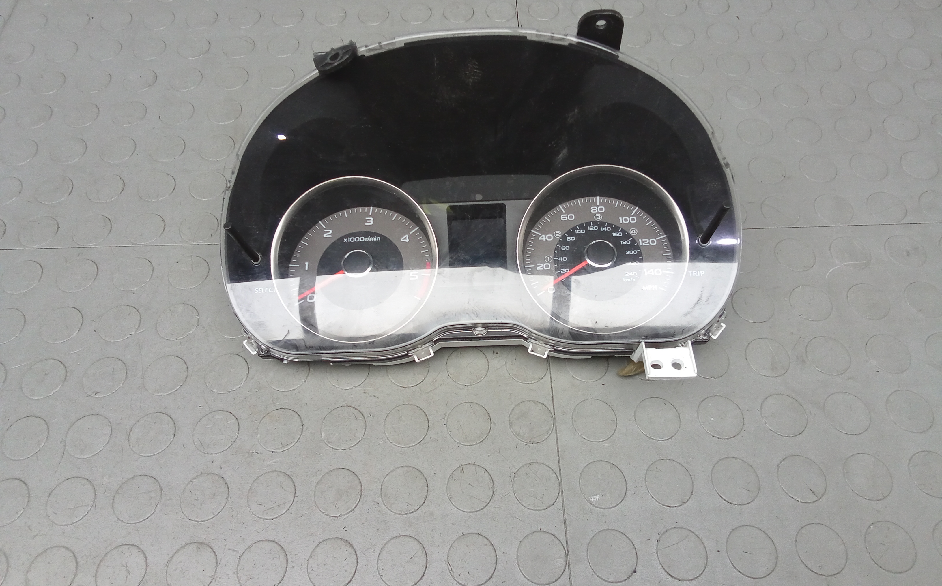 Щиток приборов Subaru Forester 4 (SJ/S13)