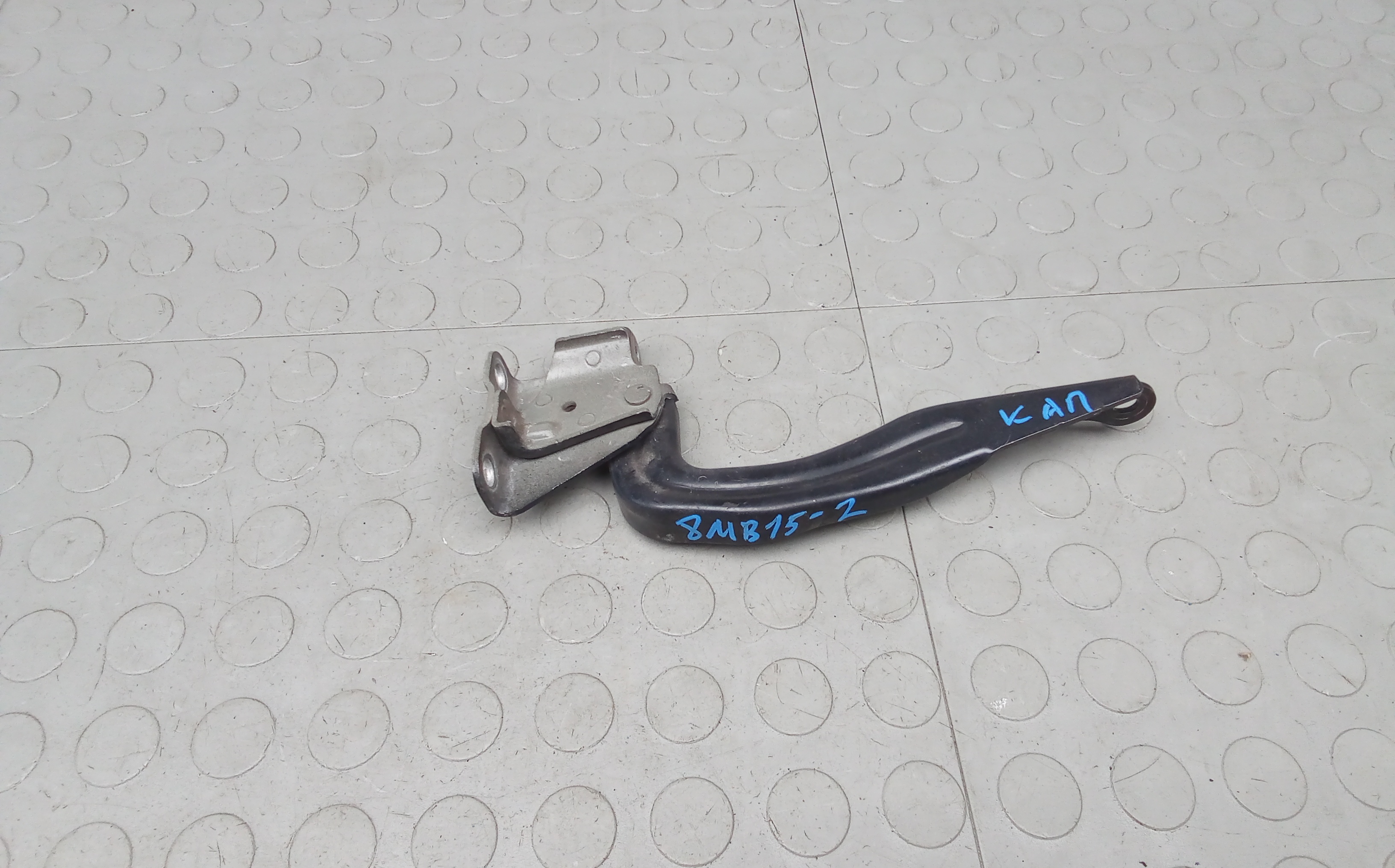 Петля капота Subaru Forester 4 (SJ/S13)