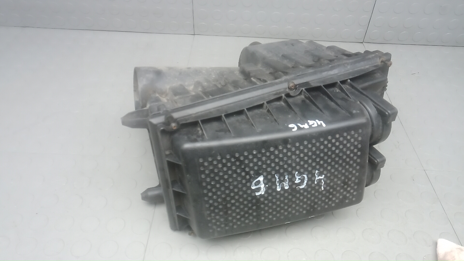 Корпус воздушного фильтра Land Rover Range Rover 3