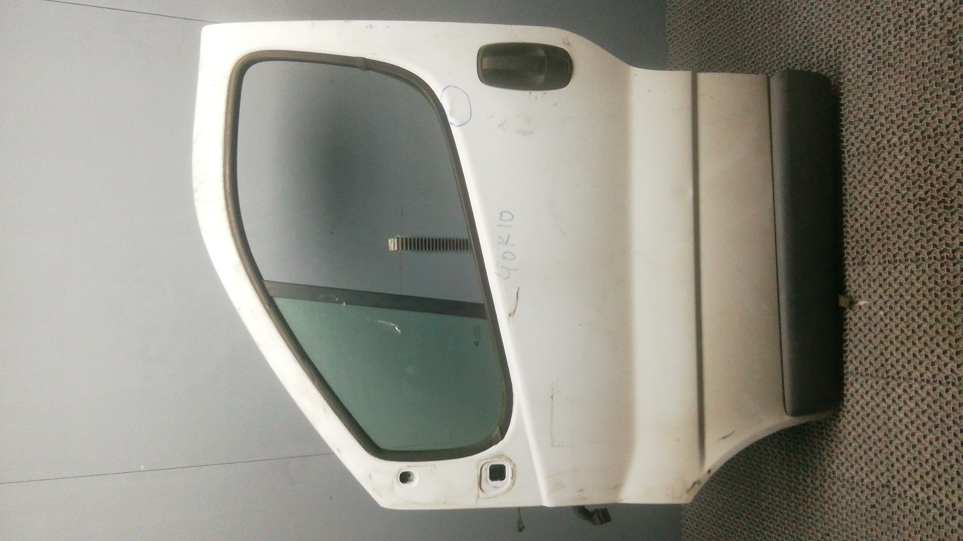 Дверь передняя левая Opel Vivaro