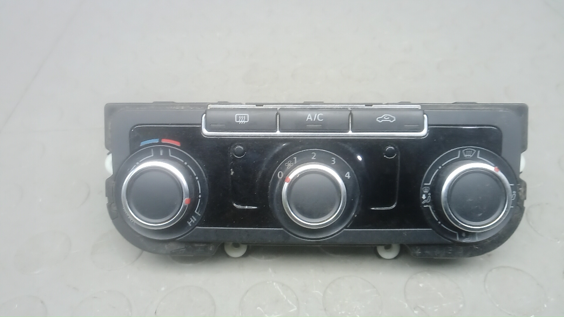 Блок управления печки и климат-контроля Volkswagen Touran (1T3)