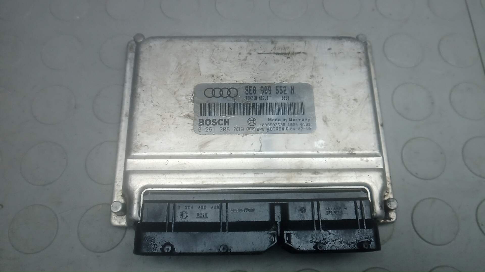 Блок управления двс Audi A4