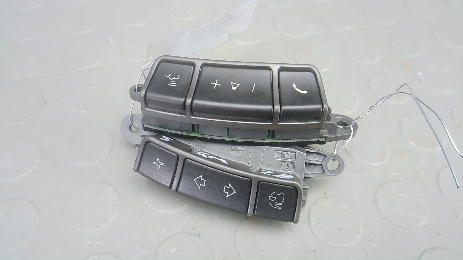 Кнопки руля BMW 7 Series E65