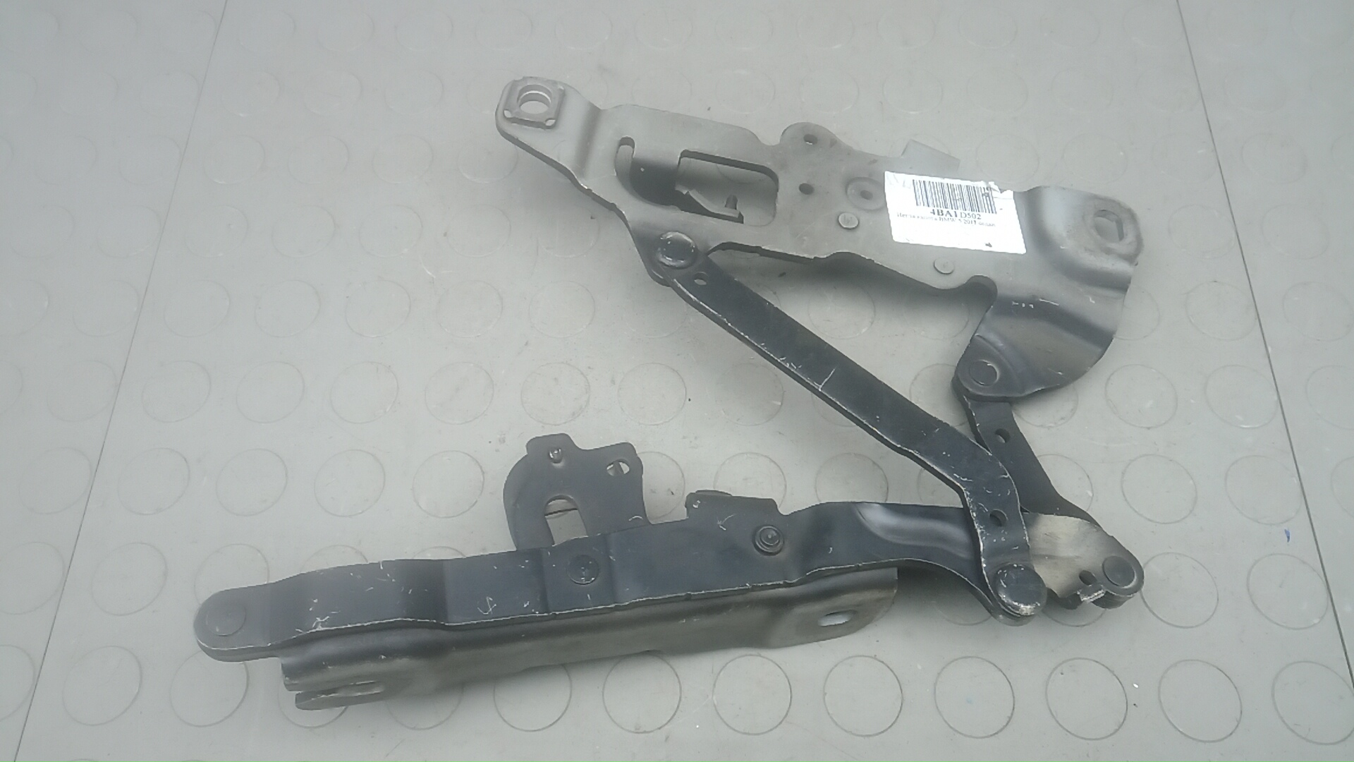 Петля капота BMW 5 Series F10/F11