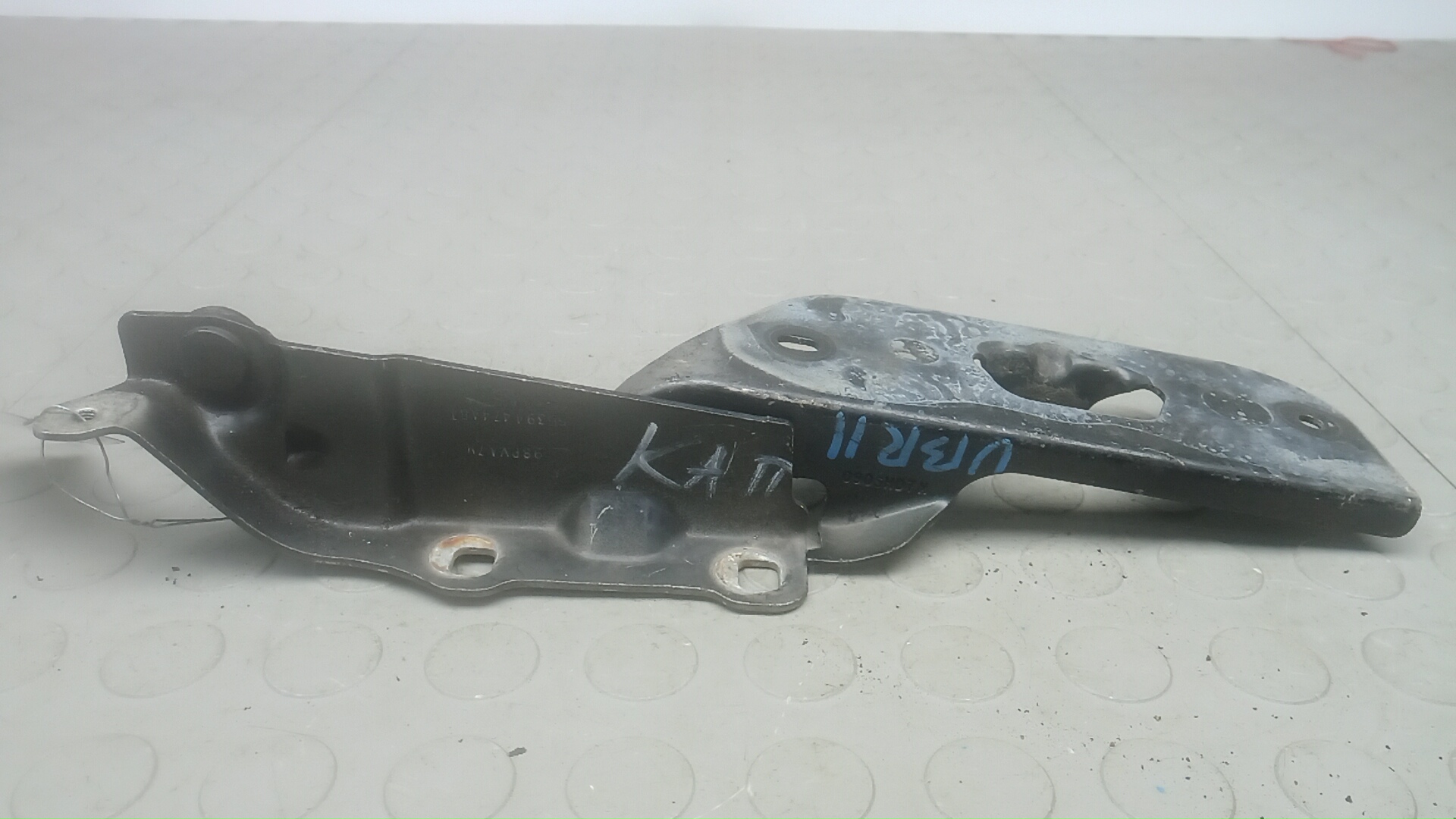 Петля капота Jeep Grand Cherokee WK