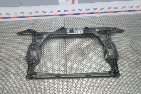 Передняя панель крепления облицовки (телевизор) Audi A4 B8