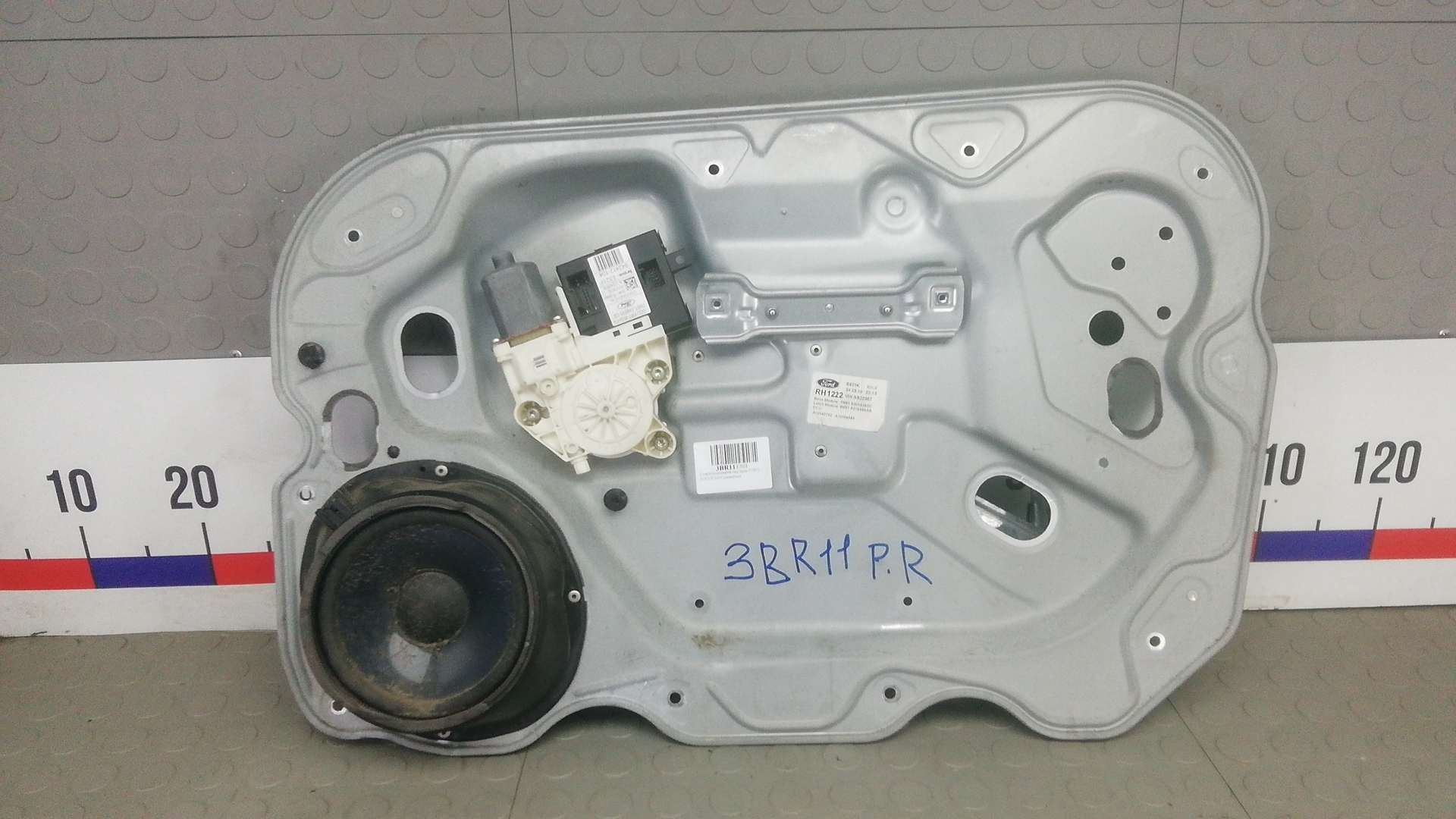 Стеклоподъемник передний правый Ford Focus 2