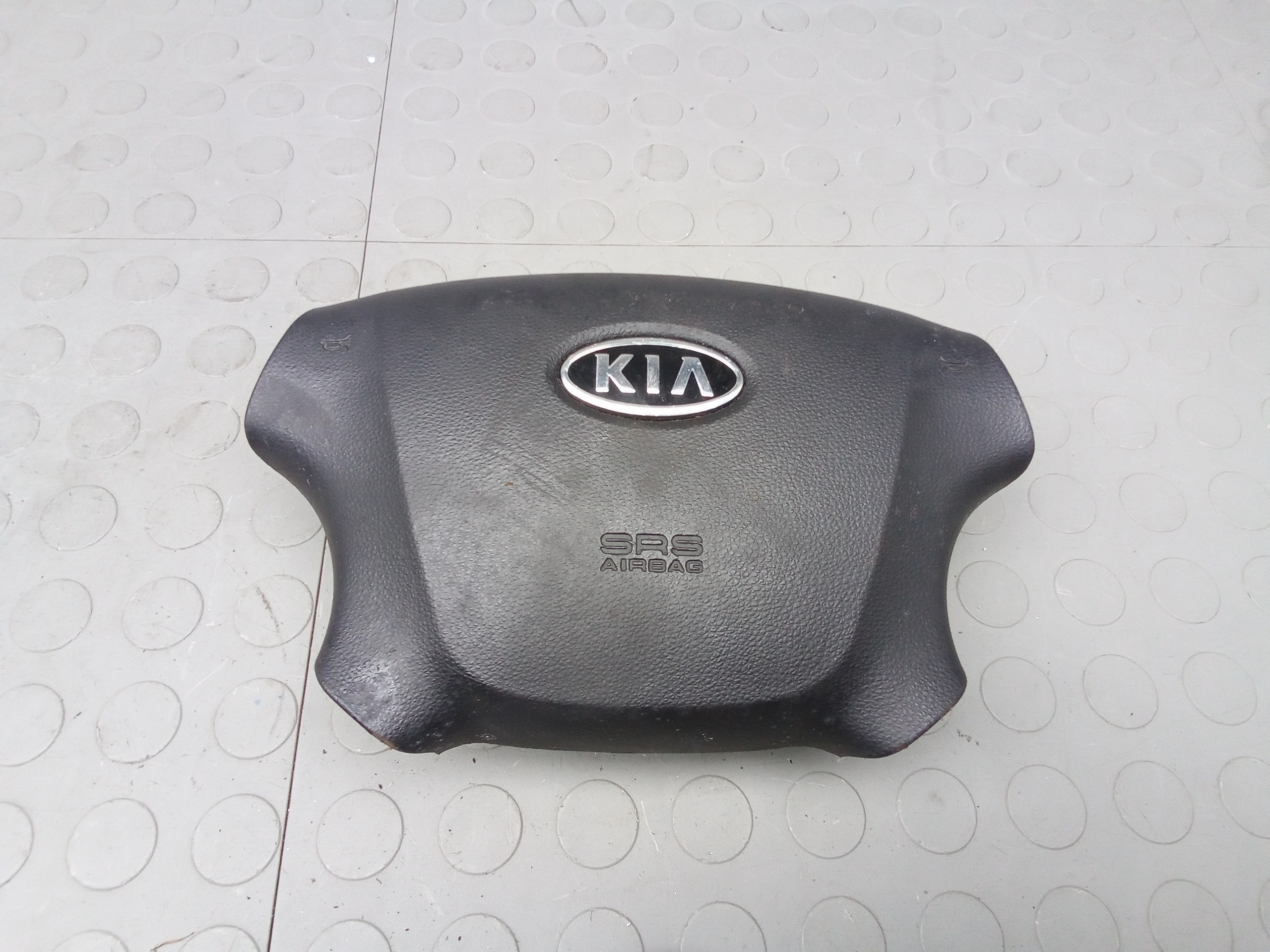 Подушка безопасности водителя Kia Magentis MG