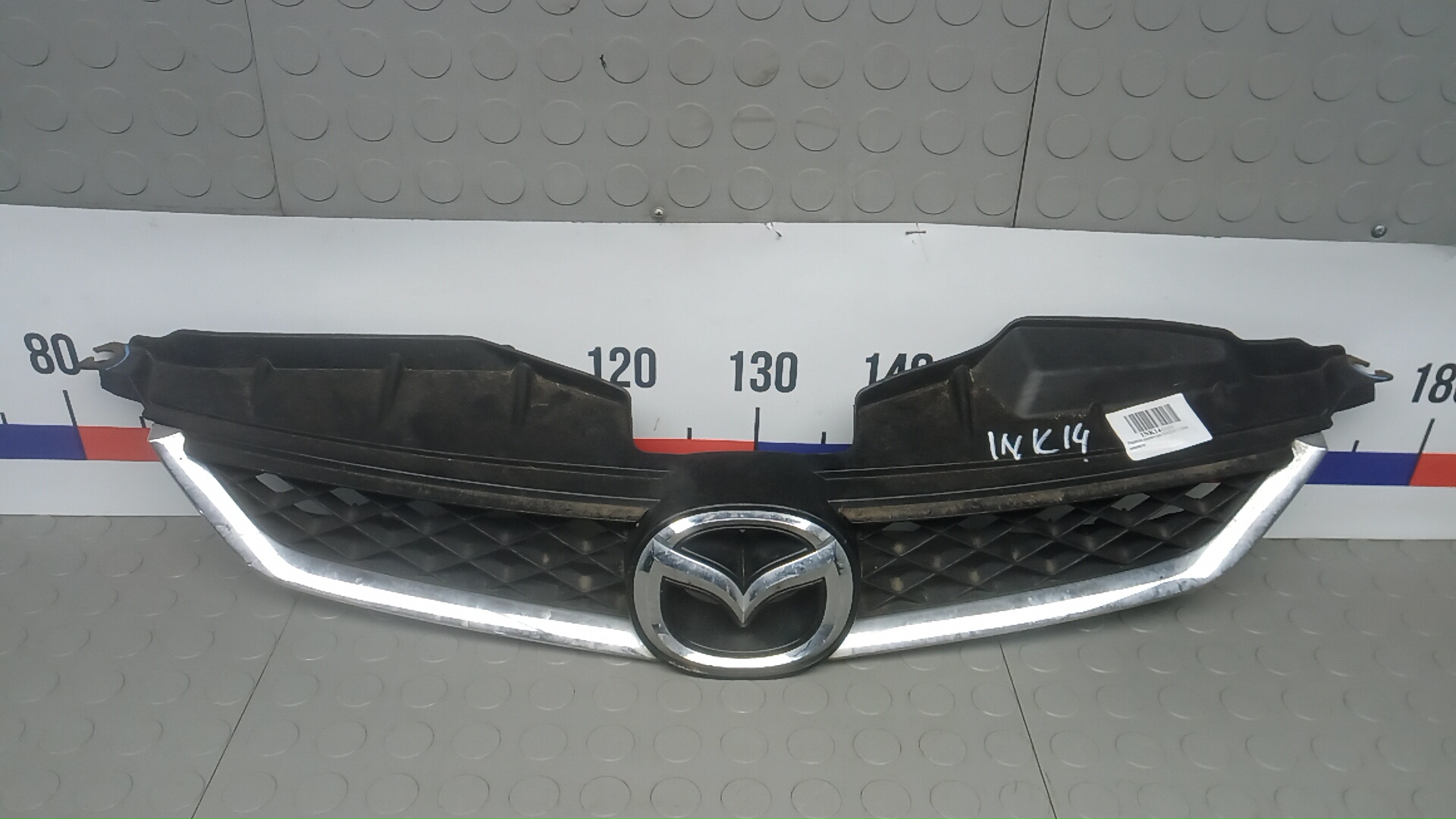 Решетка радиатора Mazda 5 1