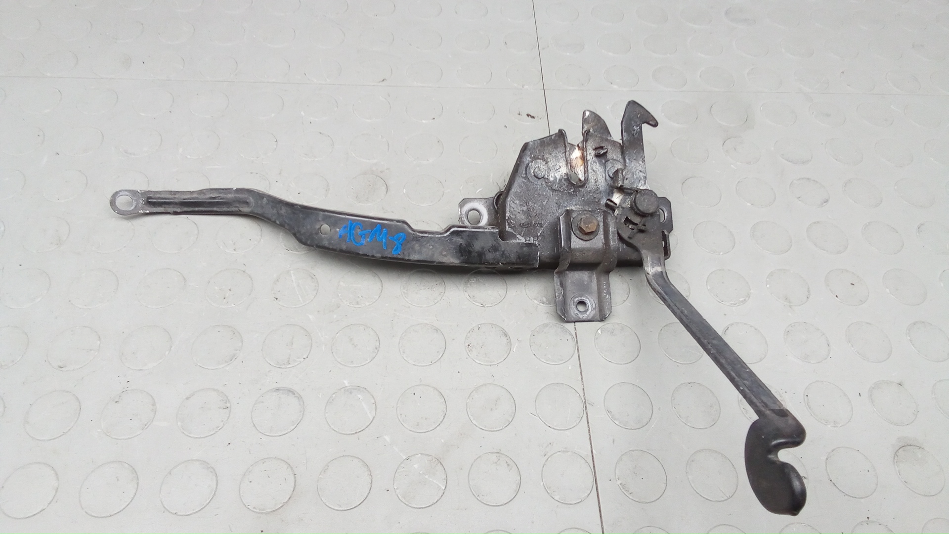 Замок капота Hyundai Terracan HP