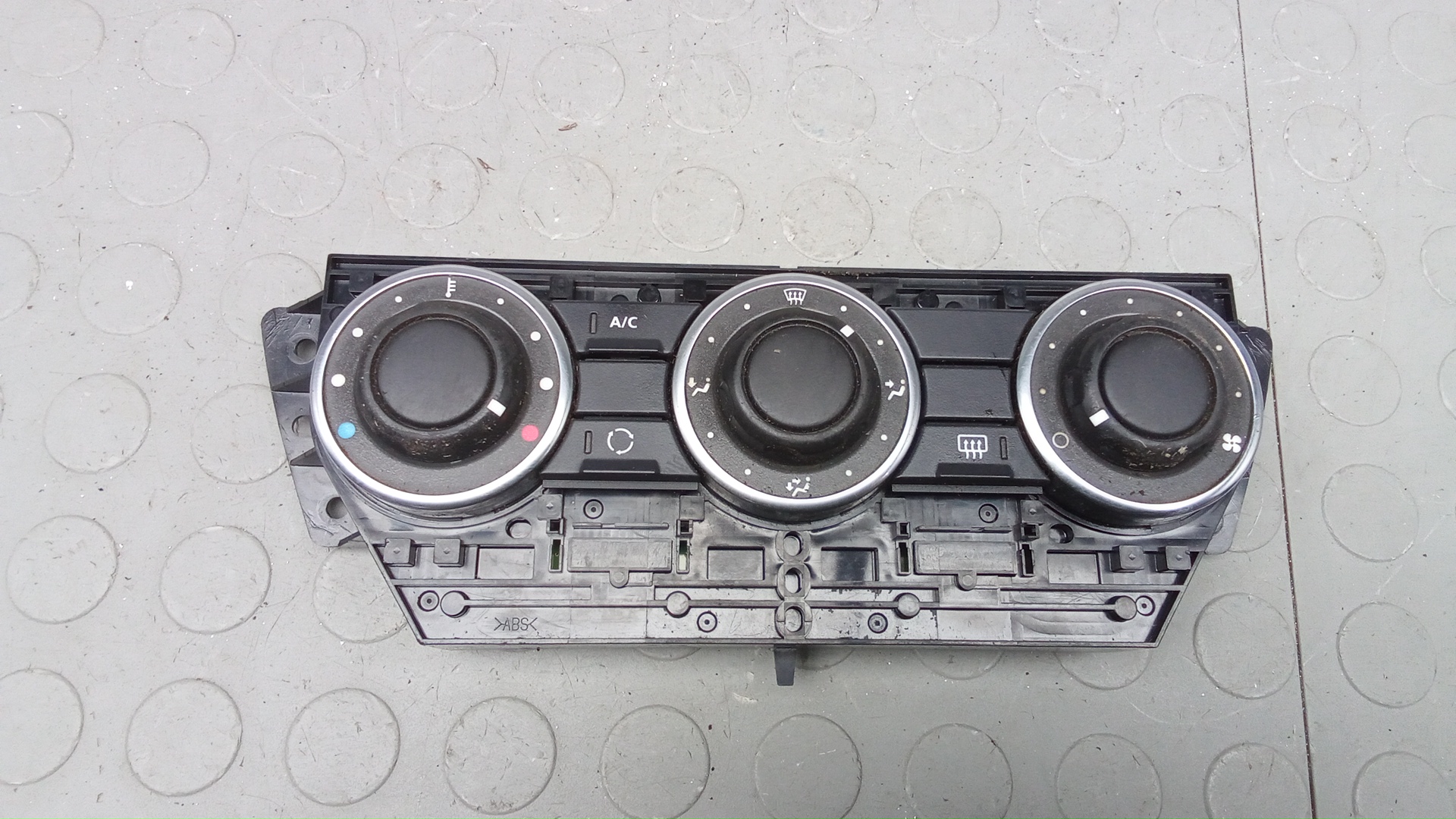 Блок управления печки и климат-контроля Land Rover Freelander 2
