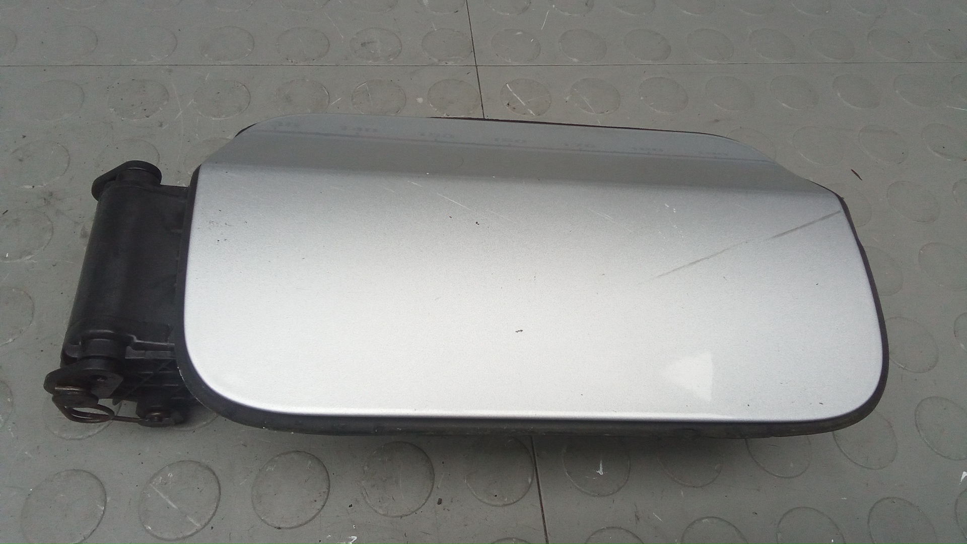 Лючок бака BMW 5 Series F07