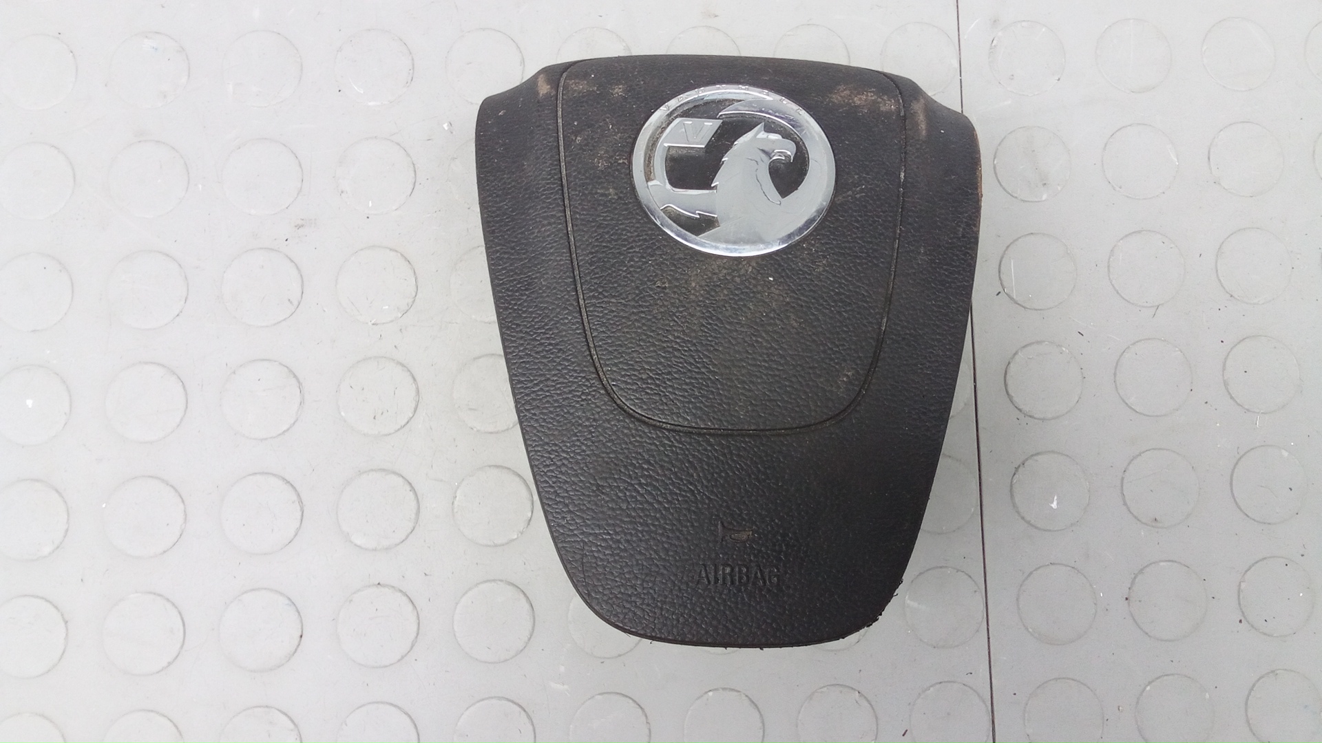 Подушка безопасности водителя Opel Astra J