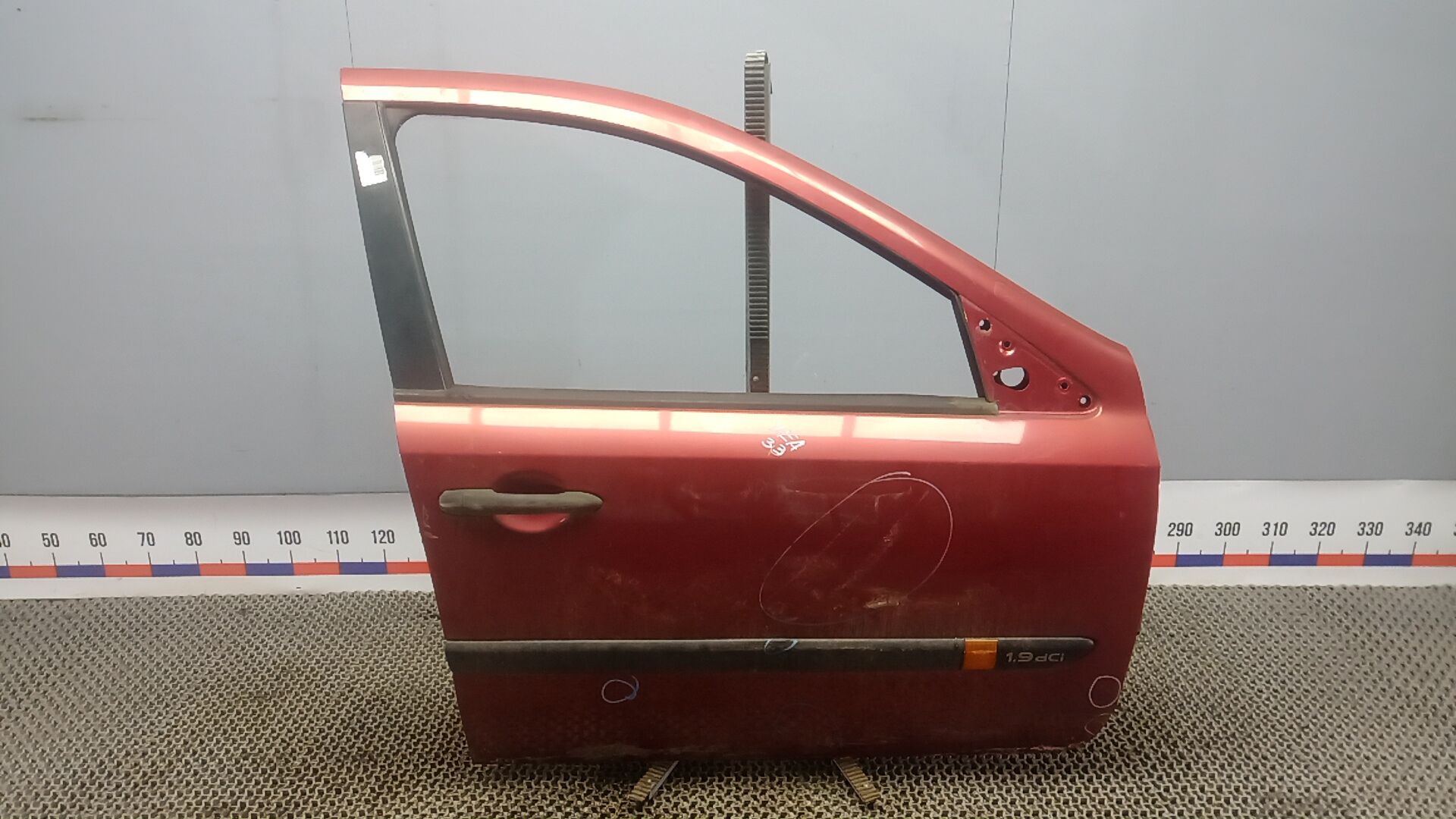 Дверь передняя правая Renault Laguna 2
