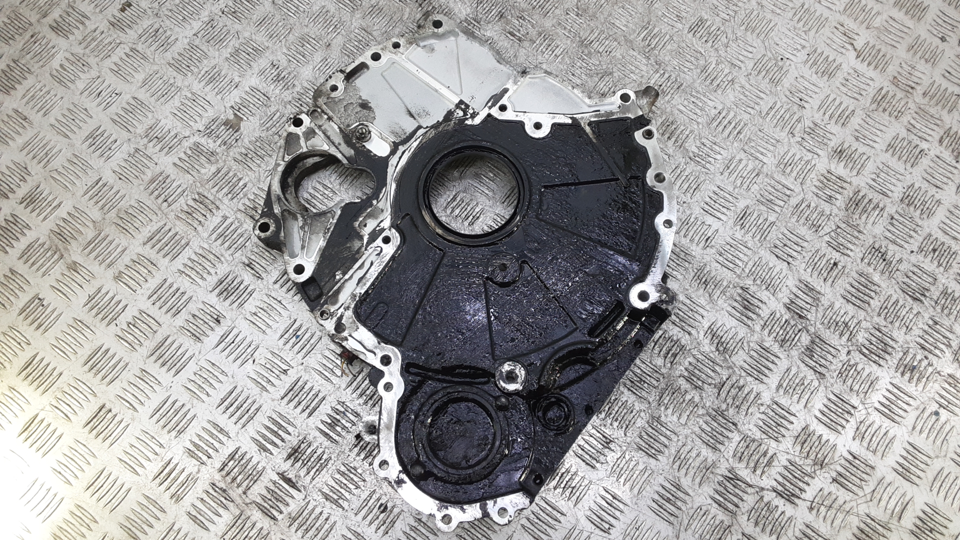 Крышка коленвала задняя дизельная Land Rover Discovery Sport