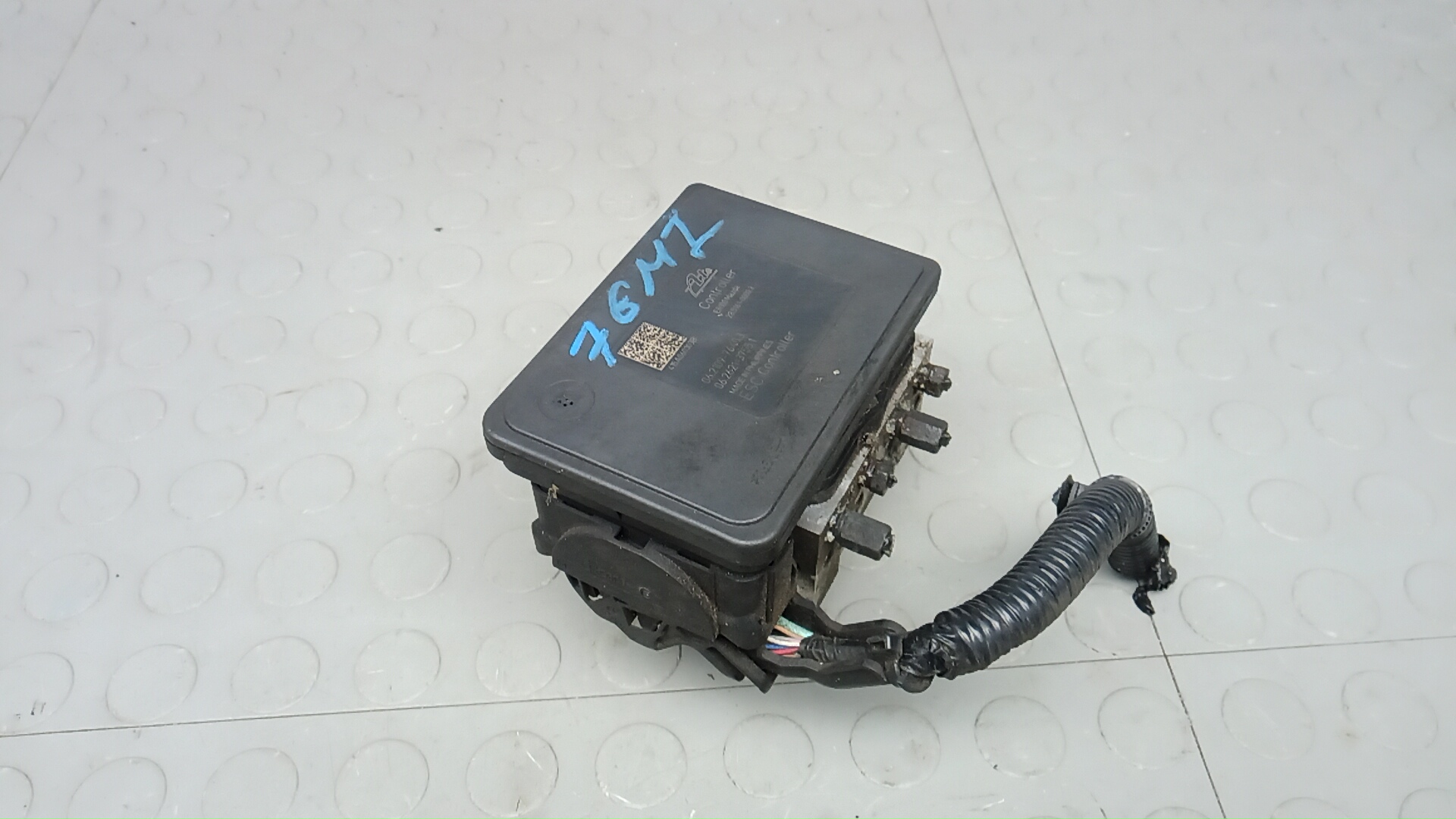 Блок ABS Mazda 3 BM