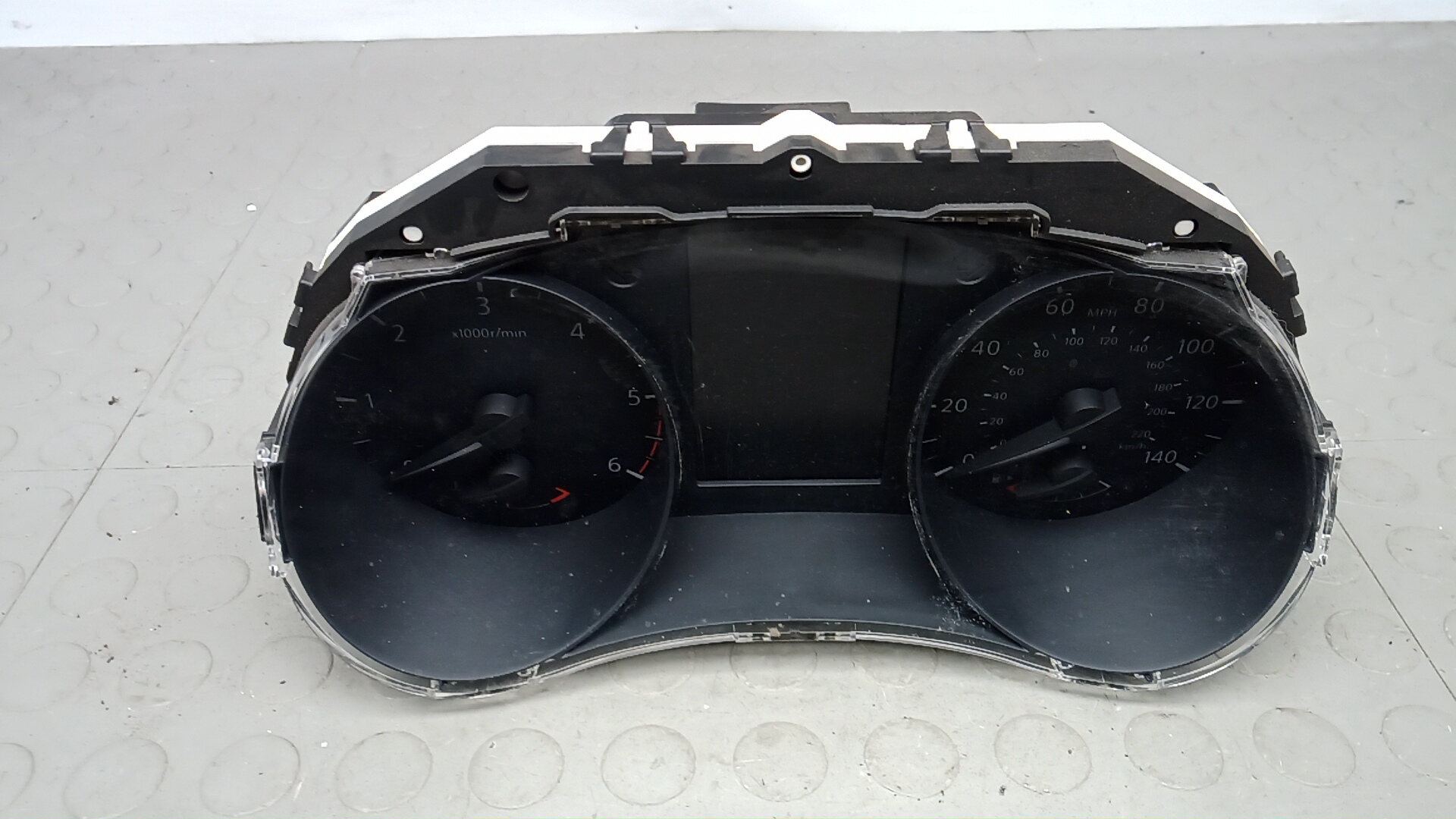 Щиток приборов Nissan Qashqai J11