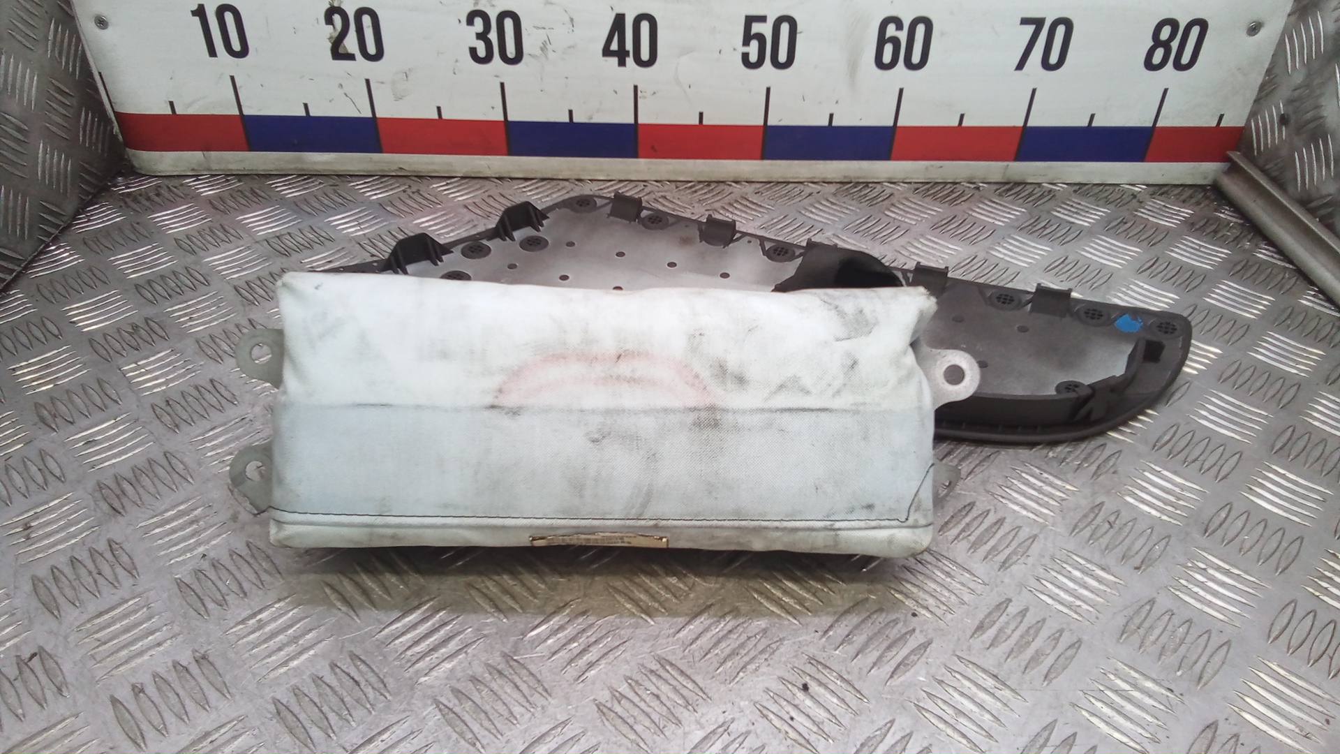 Подушка безопасности пассажира Ford Focus 1