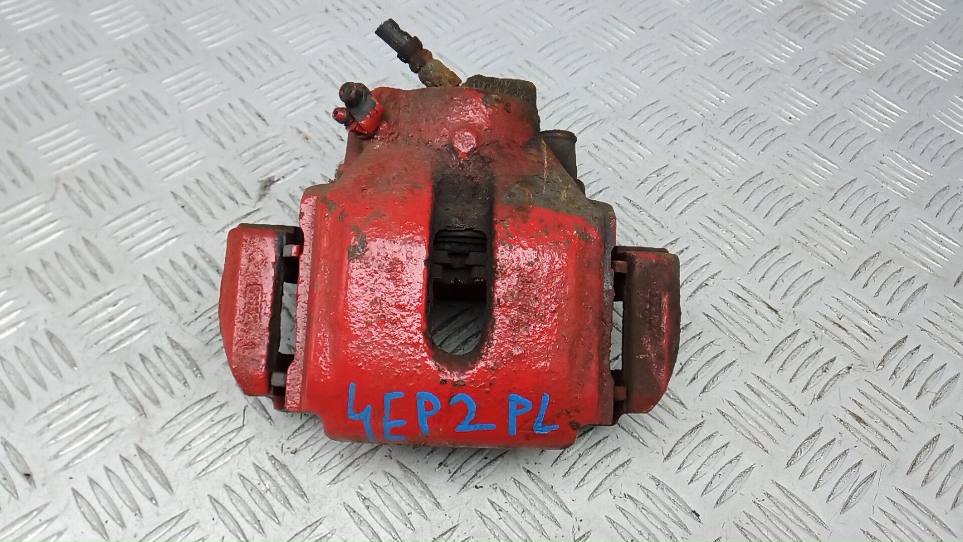 Суппорт тормозной передний левый Land Rover Range Rover