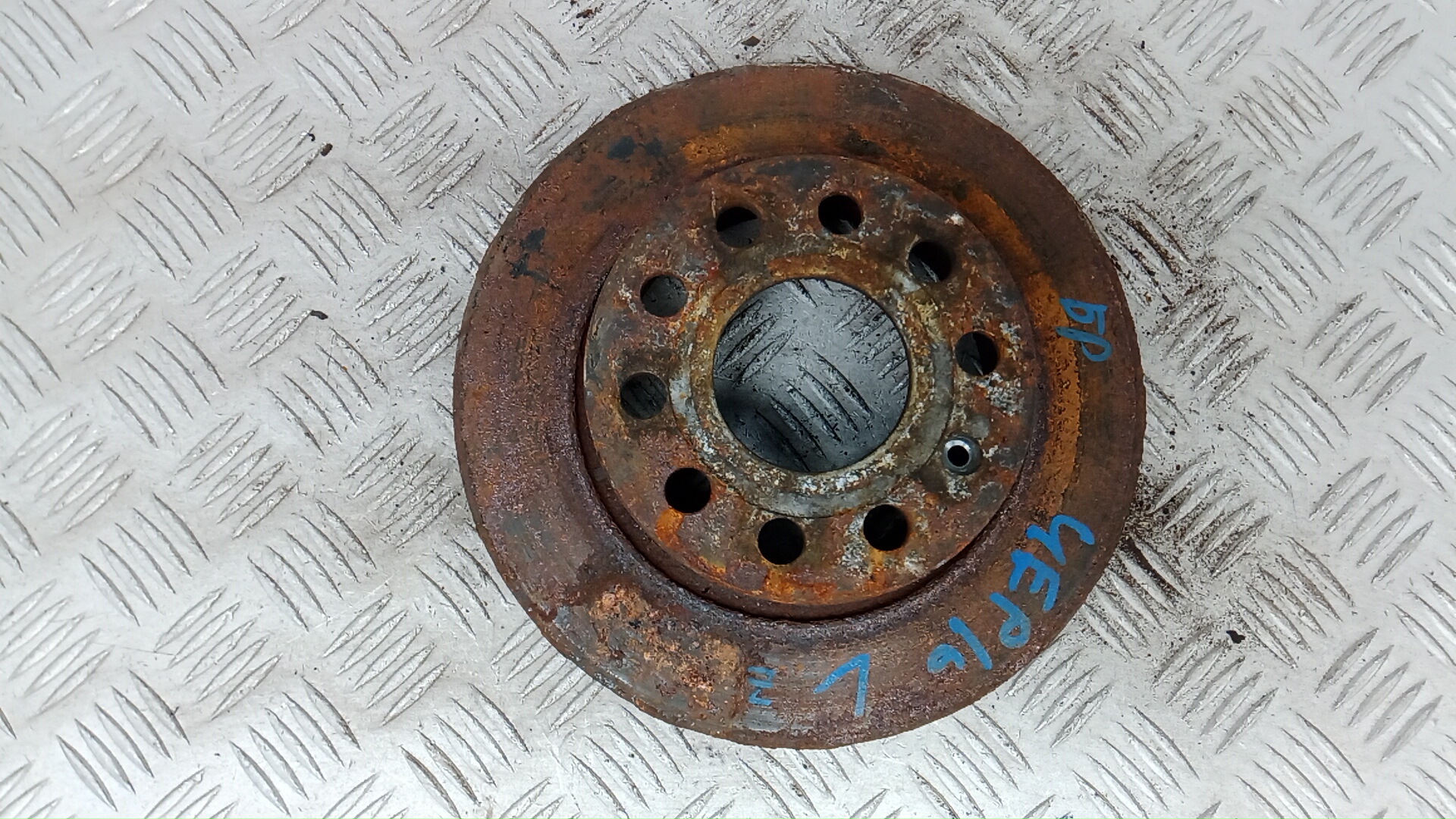 Диск тормозной задний Volkswagen Touran (1T1, 1T2)