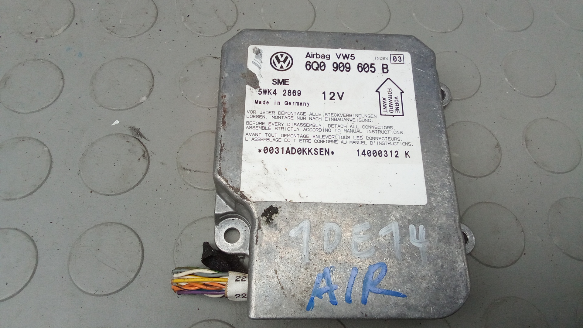 Блок управления airbag Volkswagen Passat B5