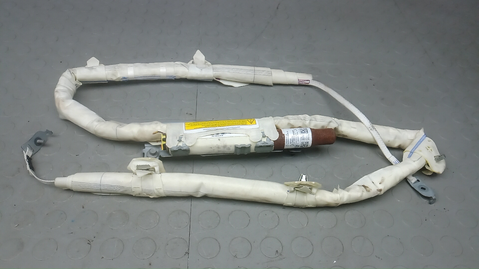 Шторка безопасности Chevrolet Cruze J300