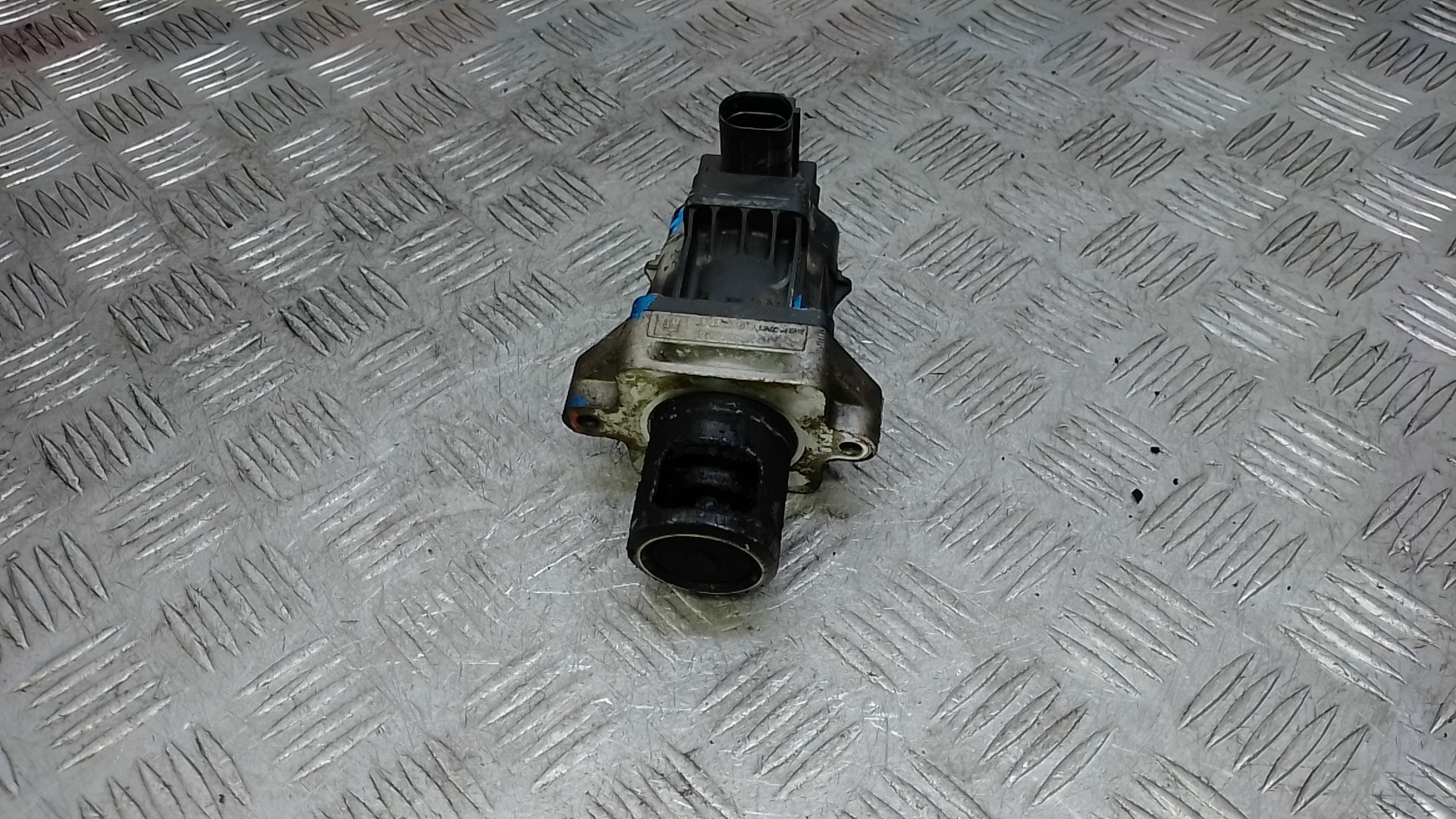 Клапан EGR дизельный Opel Astra