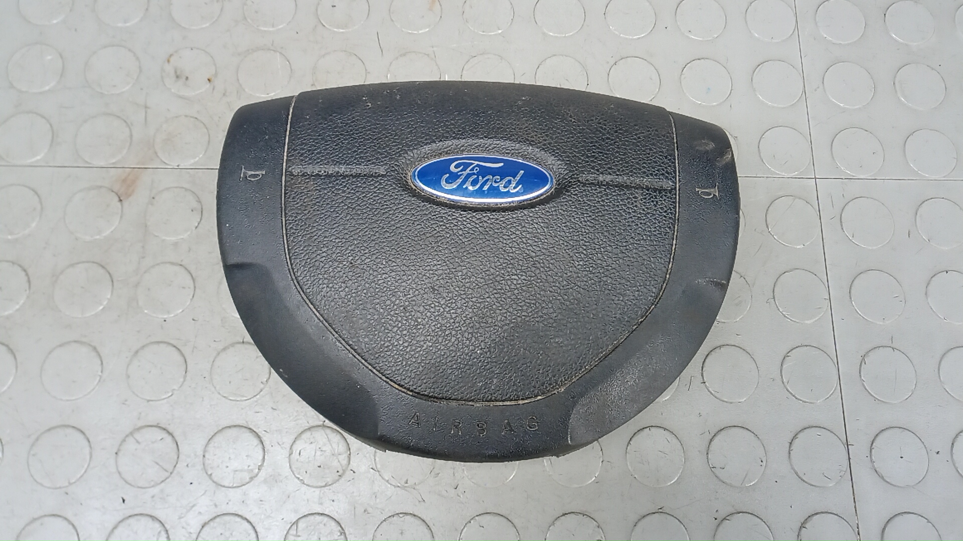 Подушка безопасности водителя Ford Transit Connect 1