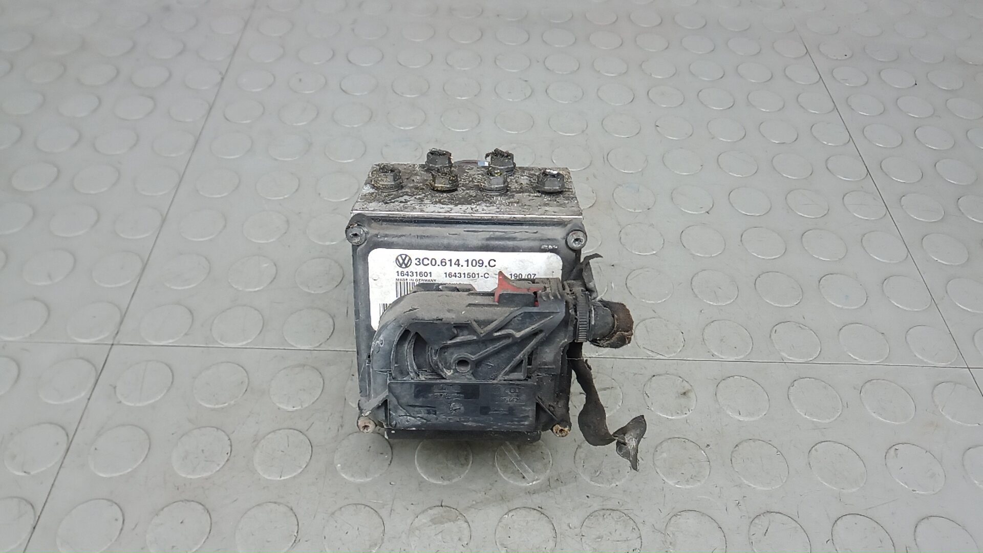 Блок ABS Volkswagen Passat B6